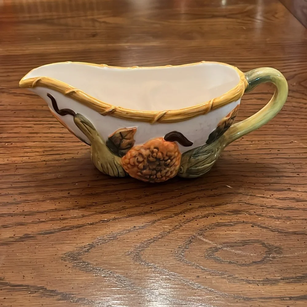 Fall Harvest Cooks‎ Club gravy dish and bowl